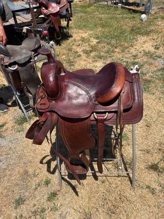 Multiple saddles and tack for sale - $200 (sonoma)63471132090241123