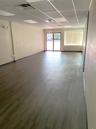 $900 / 800ft2 - SPACIOUS OFFICE * LET'S MAKE A DEAL (Ocala)63768080319235123