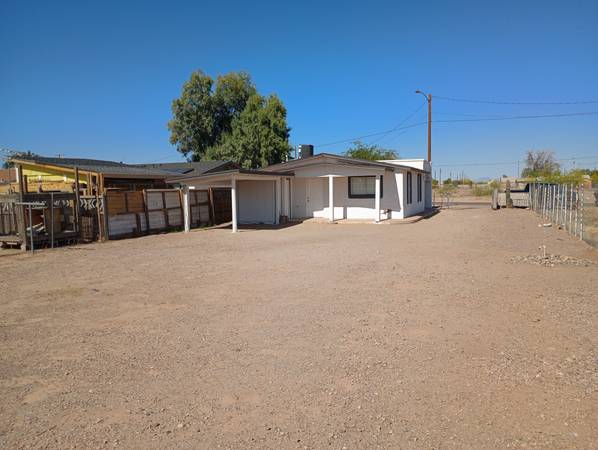 $1,250 / 2br - 918ft2 - 107 N Myers Blvd (Eloy)63623896943619122