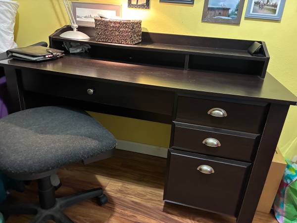 Desk - dark brown 1