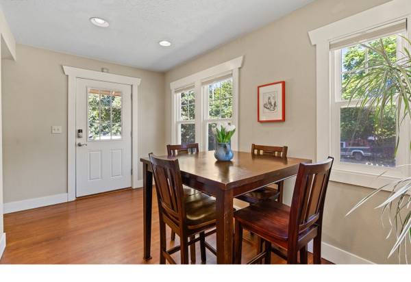 $2,580 / 2hab - 1174ft2 - ¡8610 SE 28th Ave es la casa que querrás hacer tu hogar! (Milwaukie)63831396579587120