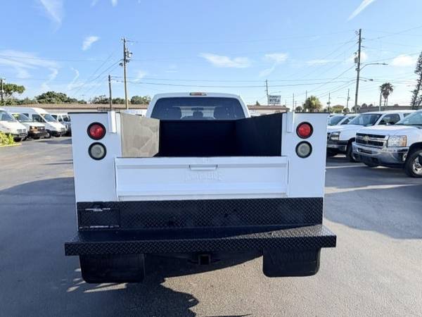 2011 Ford F350 6.7L - Photo 6
