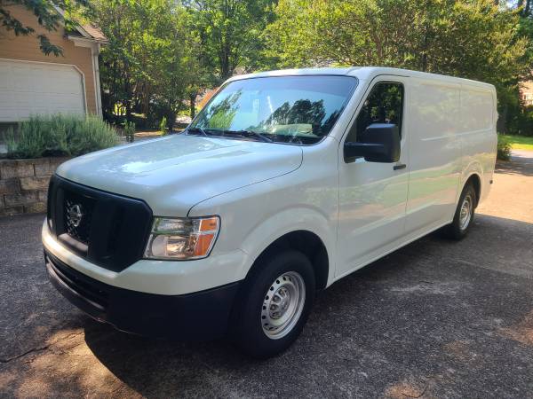 2017 Nissan NV2500HD - $13,000 (Woodstock)63620757452291120