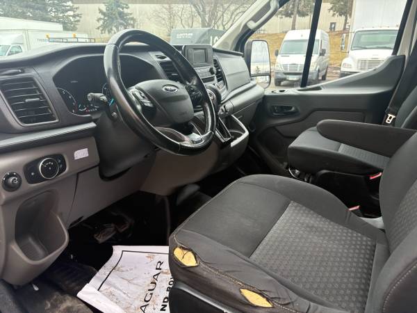 2020 Ford TRANSIT T250 - Photo 7