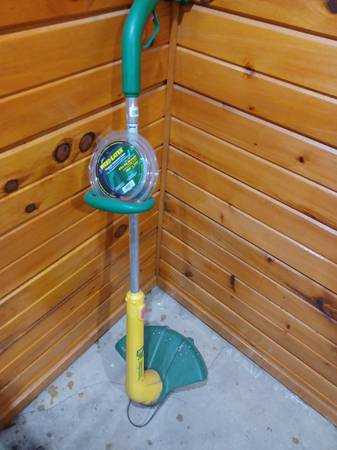 Electric string weed wacker trimmer 1