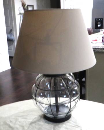 Metal & Glass Table Lamp, 3-way 1