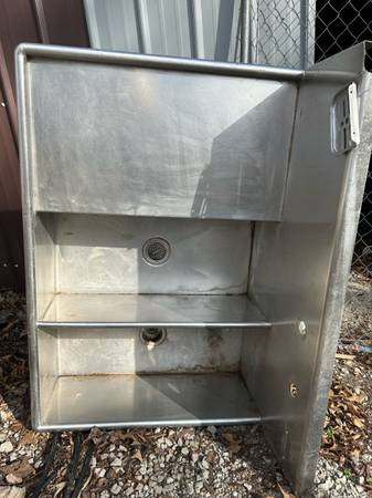 Stainless steel commercial sink 1