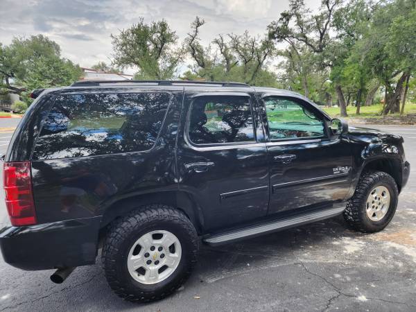 2010 Chevy Tahoe 4x4 - $8500 (Austin)63491253277569122