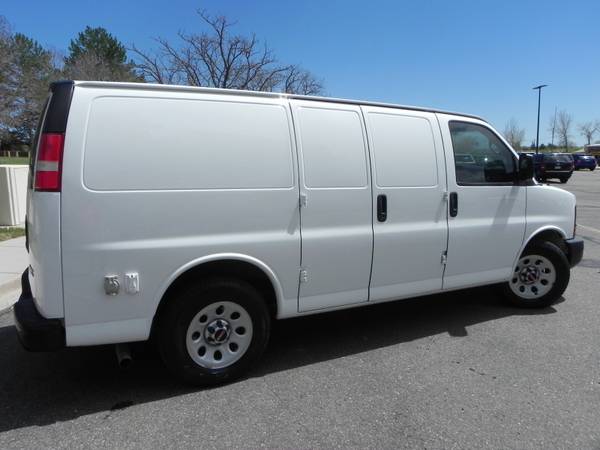 2014 GMC SAVANA 1500 Carga / ESTANTERÍAS / POCOS KILÓMETROS / TRACCIÓN EN LAS CUATRO RUEDAS! - $26,475 (Parker)63619639578753123