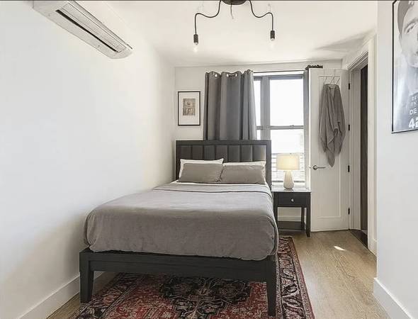 $3,950 / 3br - BEAUTIFUL 3 BED / 3 BATH IN RIDGEWOOD! SPACIOUS APARTMENT! (Ridgewood)63816575929859122
