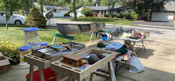 Yard sale photo