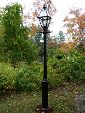 Replica #2 Cast Iron Lamp Post 1