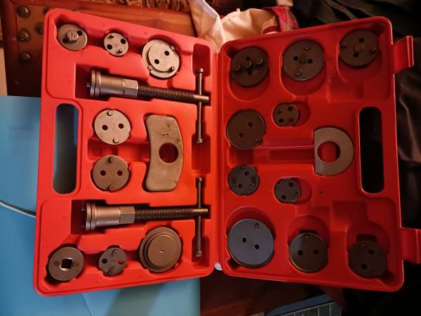 Brake caliper tool kit 1