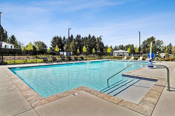 $1,539 / 2br - 885ft2 - Spacious Floorplans, Non-Smoking, Clubhouse (9800 219th Ave E., Bonney Lake, WA)63659466171393124