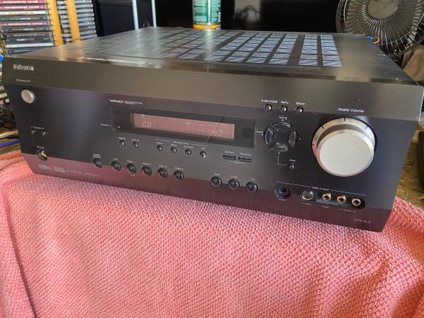 Integra DTR-5.3 receiver 1