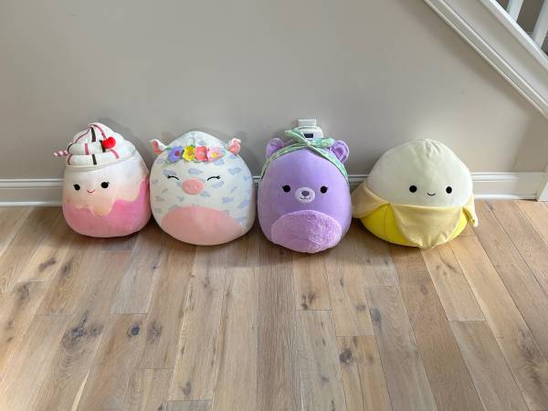 SQUISHMALLOWS 1