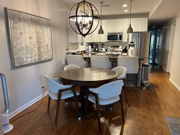 $3,500 / 2br - Southport corridor/fully furnished 2bd 2bath/garage parking /pets ok/ (SOUTHPORT CORRIDOR/3318 N LAKEWOOD)63918413523074121