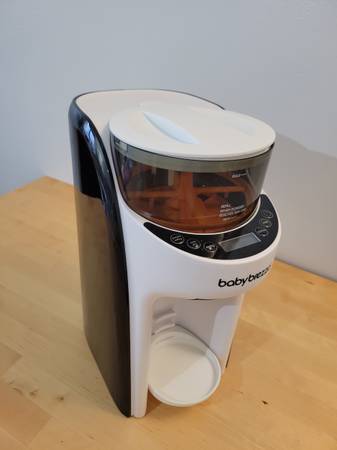 Baby Brezza Formula Pro 1