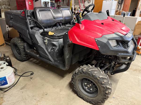 2015 Honda Pioneer 700 1
