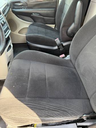 2013 Dodge caravan cargo - $4,90063470587341697123