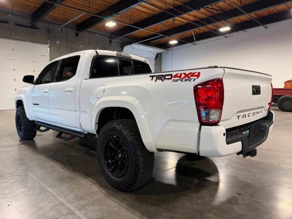 2016 Toyota Tacoma 4x4 4WD - Photo 2