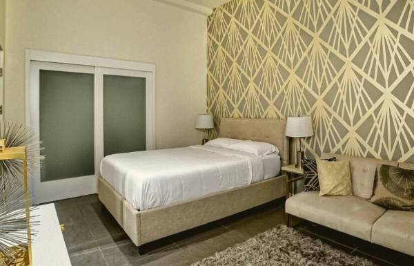$2,000 / 1br - Beautiful West Hollywood Apartment (West Hollywood)63953217517314121