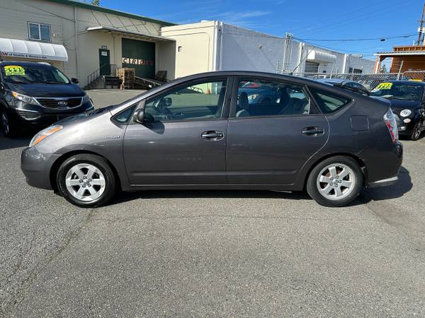 2008 Toyota Prius 5dr HB (Natl) - $5,995 (Lynnwood Washington)63622986846337122