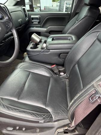 2017 Chevrolet Silverado 1500 4x4 - Photo 5