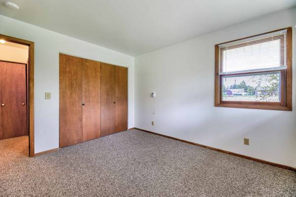 $100 / 1br - 525ft2 - Lease at Mabess Manor Today, Affordable Senior Living 62 and Over (Campbellsport)63838113704833121