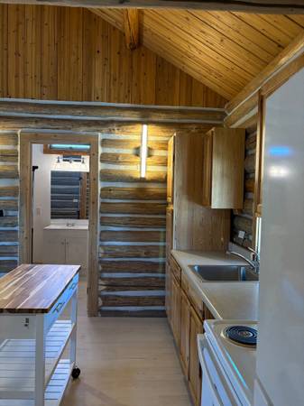 $1,250 Impecable, Privado, Estudio Remodelado (Florence, MT)63656975550339123