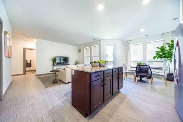 $1,983 / 2br - 1201ft2 - This Is The Apartment You Have Been Waiting For!64021009099651124