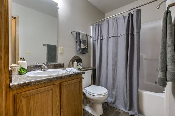 $1,270 / 1br - 775ft2 - NOW LEASING 1, 2, AND 3 BEDROOM APARTMENTS!!! (La Vista)64020841306243124