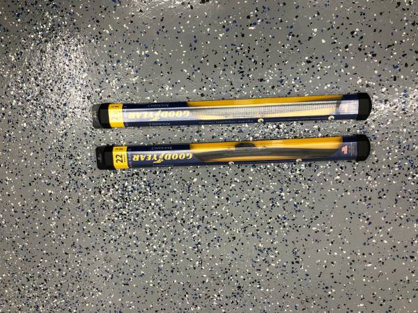 Wiper Blades, Goodyear, 22", 21" 1