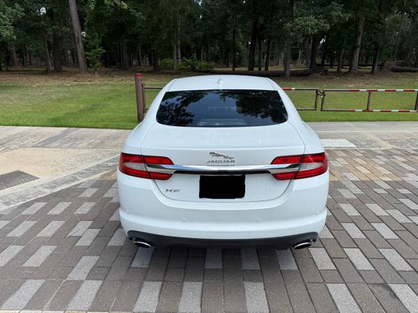 2015 JAGUAR XF PREMIUM 1 OWNER - $11,495 (SPRING)63622466045315123