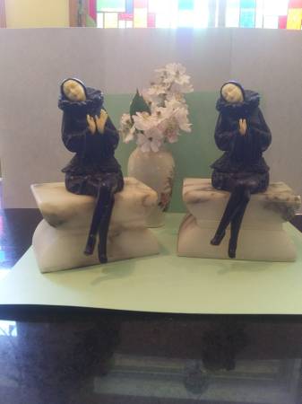 Heavy Bookends Pierrot Clown Mime Book Ends stone Base Very old Art De 1