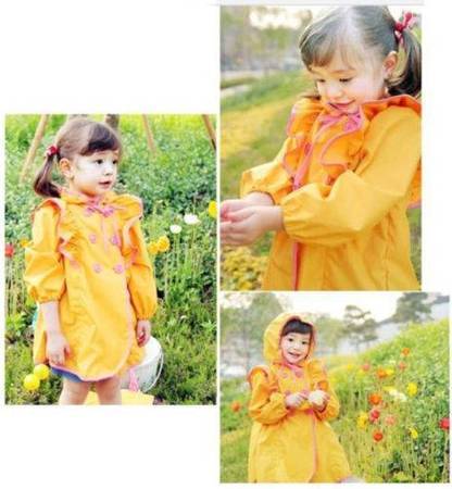 Super cute!!!   Rain coat 1