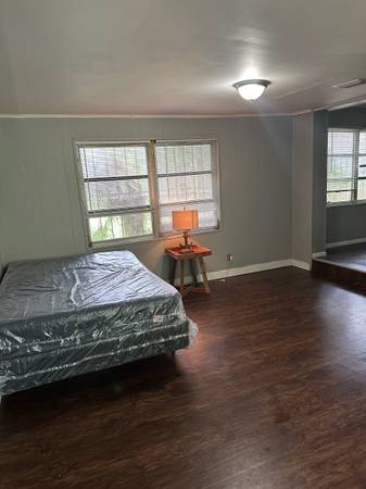 $750 / 5 habitaciones - Se busca compañero hombre (Tampa)63348336523521123