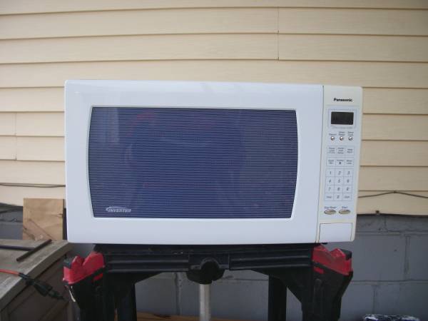 Panaconic microwave 1