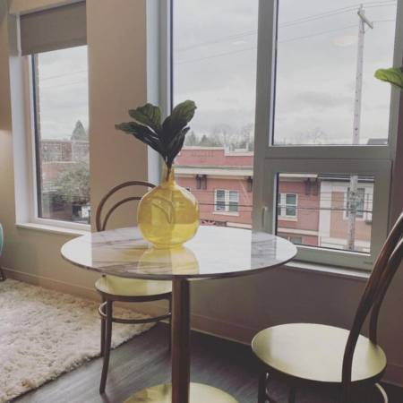 $1,370 / 2br - 637ft2 - ¡Estudios impresionantes! Inmejorable relación calidad-precio y ubicación. ¡OFERTAS DE ALQUILER! (Portland, Humboldt, Piedmont, King, Northeast Portland)63831252367105120