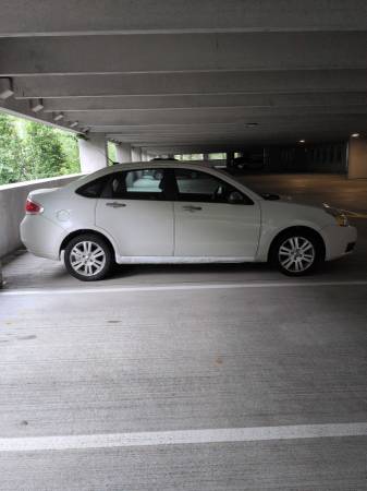 Ford Focus SEL 2010 - $1.750 (Natick)63615700706689120