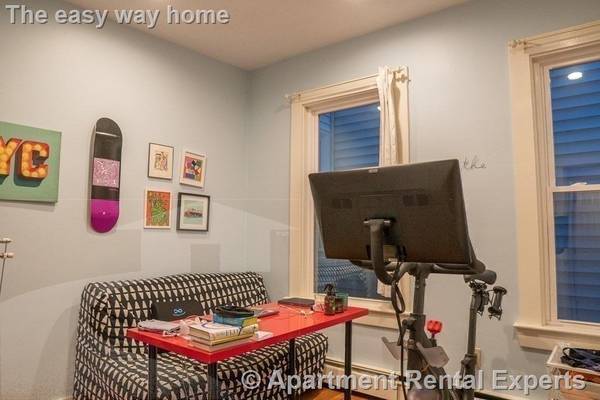 $3,600 / 2br - --- Great Condo -- laundry in Unit - Right in Inman Sq - No Fee (Cambridge \ Inman Sq. \ Central Sq.)63951148416515122