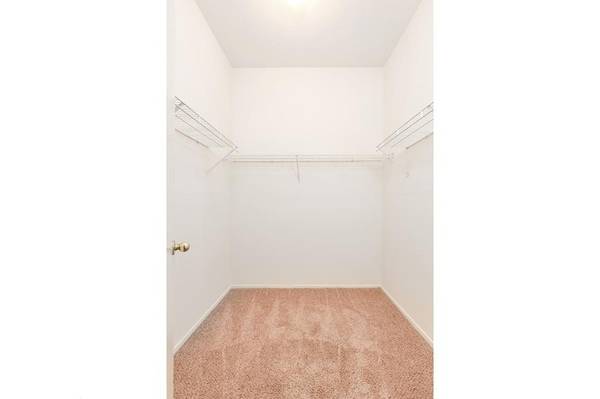 $2,629 / 2br - 1012ft2 - 2 BD, Vaulted Ceilings, in Santa Clarita CA (Santa Clarita)63869889501955124