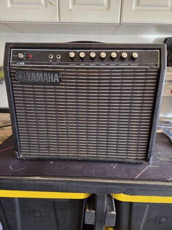 Yamaha G50-112 w/ Celestion 1