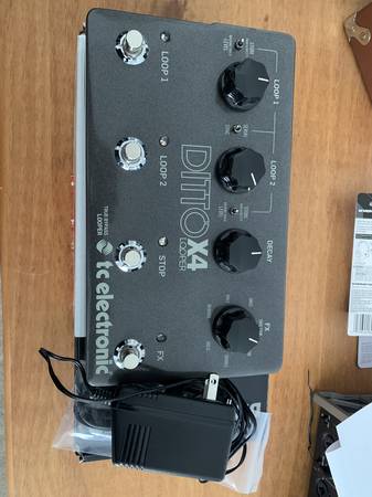 Ditto x4 Guitar Looper Pedal - musical instruments - by