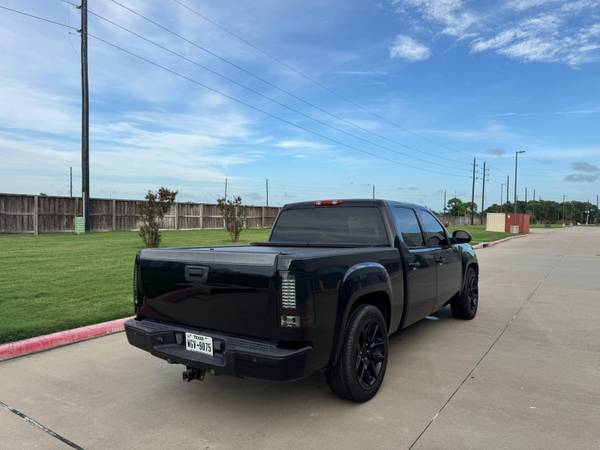2008 GMC Sierra 1500 Denali Automático en Buen Estado - $8,800 (Houston)63622178553475123
