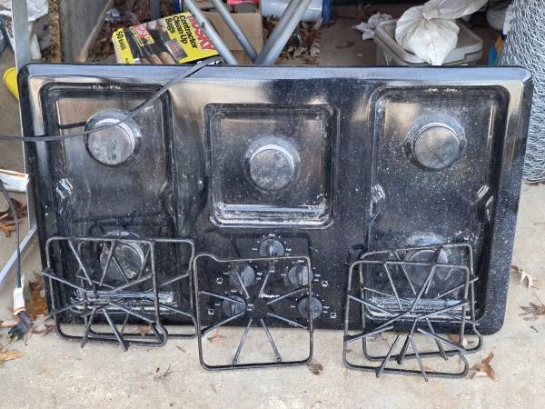 Maytag Magic Chef Gas Cooktop 36" 1