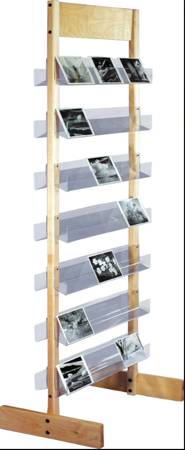 Beautiful maple floor stand - Retail Fixture 1