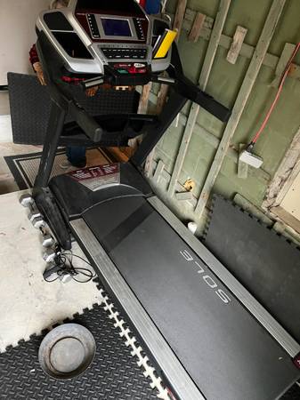 Free treadmill 1