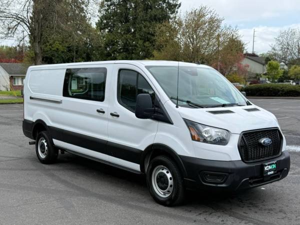 2022 Ford Transit 250 - Photo 8