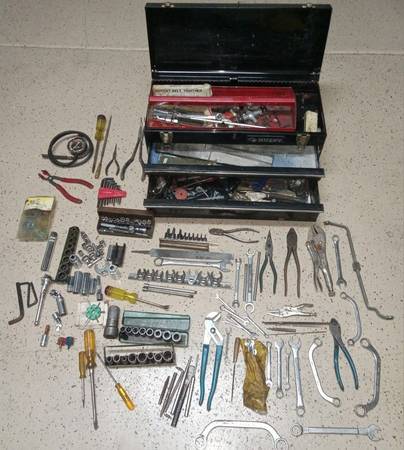 Vintage Husky Tool Box With Approx 185 Pieces Of Tools 1